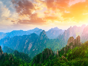 Zonsondergang in de bergen