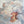 Schilderij van vrouw omhuld door wolken